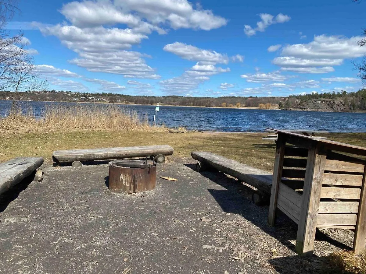 Lovely 3-Bed Flat In Stockholm Sollentuna