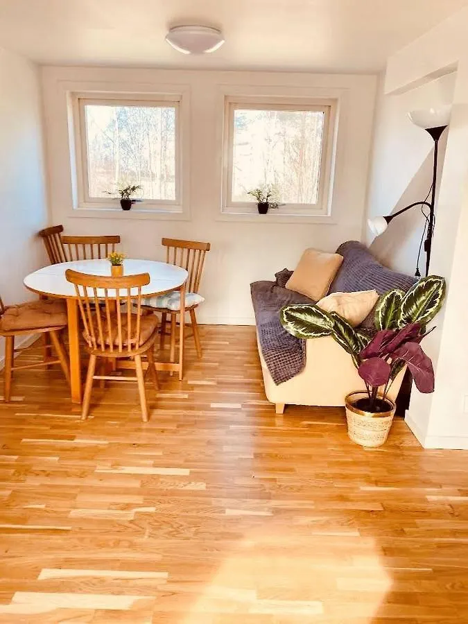 Apartment Lovely 3-Bed Flat In Stockholm Sollentuna